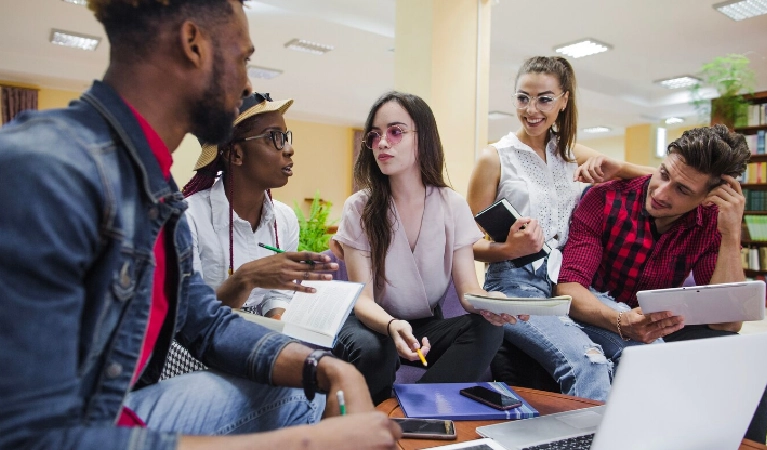 Youth jobs in Canada